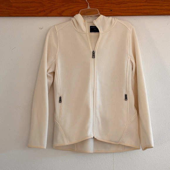 Andrew Marc Cream full zip hooded fleece jacket with pockets, size M - Picture 1 of 7